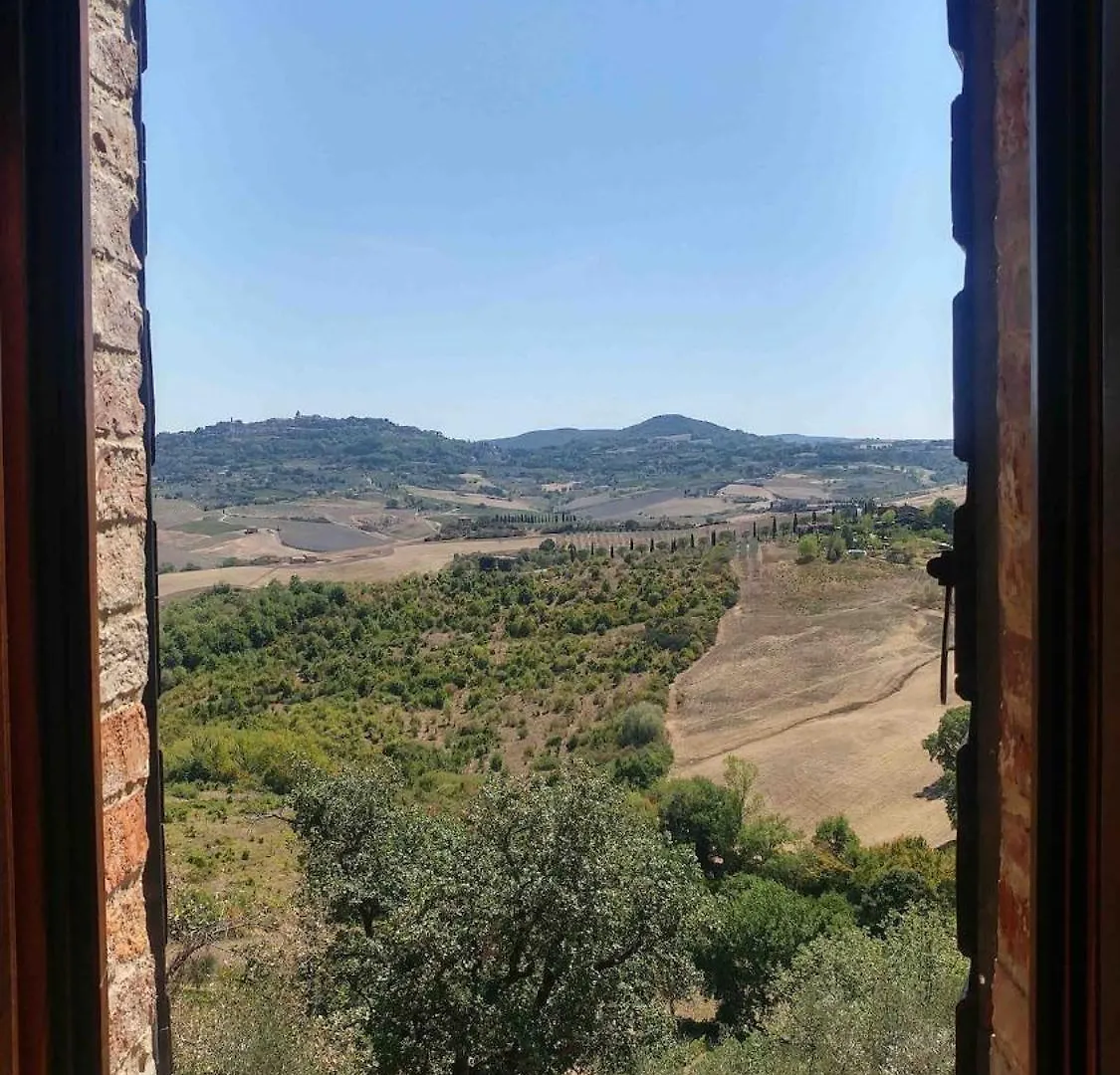 Villa Mulinello, View Of Montepulciano Montefollonico 0*,  Italy